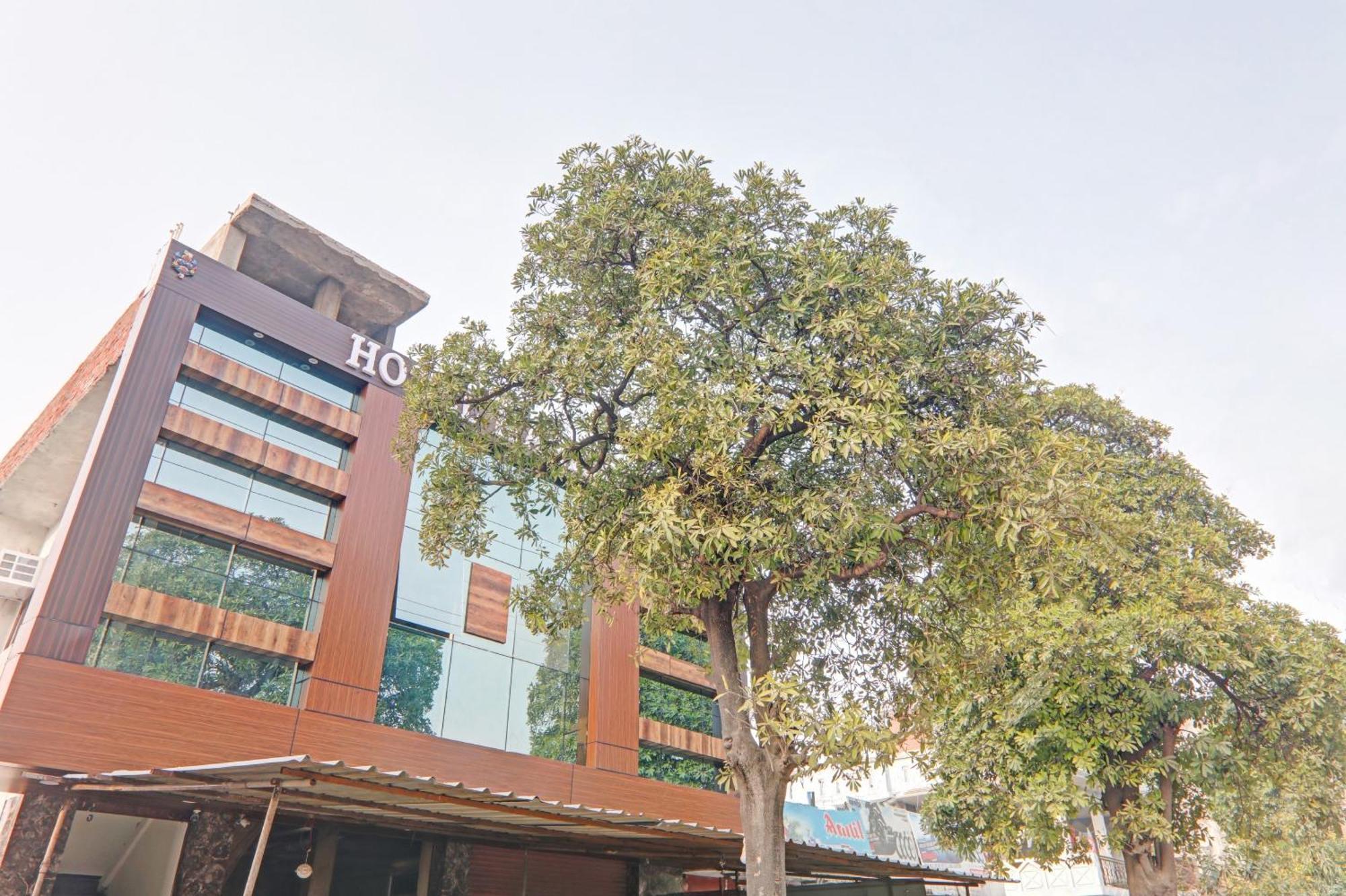 Collection O Hotel Marigold Kanpur Exterior photo